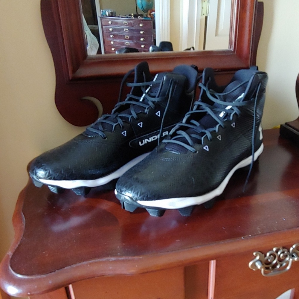 Under Armour Cleats